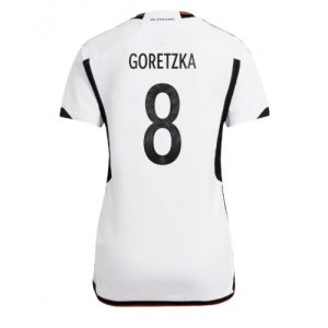 Tyskland Fotballdrakt Dame Leon Goretzka #8 Hjemmetrøye FIFA VM 2022 Kortermet