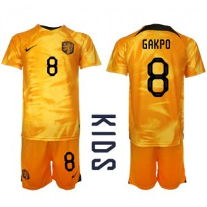 Nederland Fotballdrakt Barn Cody Gakpo #8 Hjemmedrakt VM 2022 Kortermet (+ Korte bukser)