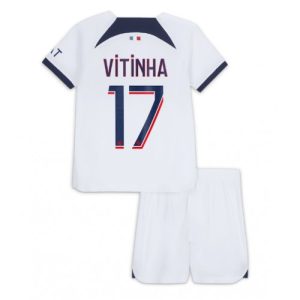 Paris Saint-Germain Fotballdrakt Barn Vitinha Ferreira #17 Bortedrakt 2023-24 Kortermet (+ Korte bukser)