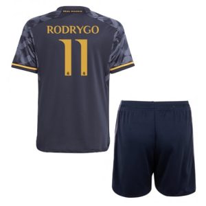 Real Madrid Fotballdrakt Rodrygo Goes #11 Bortedrakt Barn 2023-24 Kortermet (+ Korte bukser)