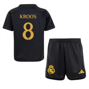 Real Madrid Fotballdrakt Toni Kroos #8 Tredjedrakt Barn 2023-24 Kortermet (+ Korte bukser)