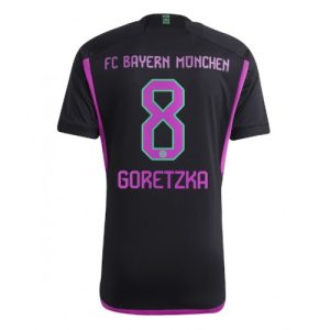 Bayern Munich Fotballdrakt Herre Leon Goretzka #8 Bortedrakt 2023-24 Kortermet