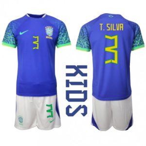 Brasil Fotballdrakt Barn Thiago Silva #3 Bortedrakt VM 2022 Kortermet (+ Korte bukser)