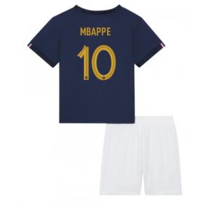 Frankrike Fotballdrakt Barn Kylian Mbappe #10 Hjemmedrakt VM 2022 Kortermet (+ Korte bukser)