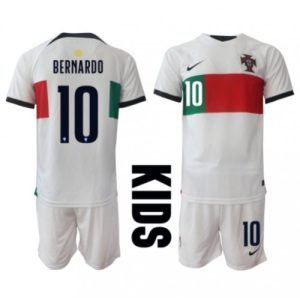 Portugal Fotballdrakt Barn Bernardo Silva #10 Bortedrakt VM 2022 Kortermet (+ Korte bukser)