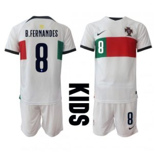 Portugal Fotballdrakt Barn Bruno Fernandes #8 Bortedrakt VM 2022 Kortermet (+ Korte bukser)