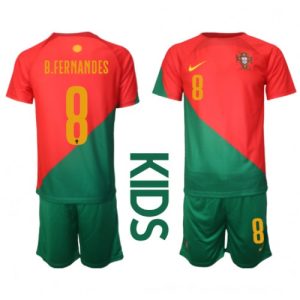 Portugal Fotballdrakt Barn Bruno Fernandes #8 Hjemmedrakt VM 2022 Kortermet (+ Korte bukser)