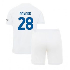 Inter Milan Fotballdrakt Barn Benjamin Pavard #28 Bortedrakt 2023-24 Kortermet (+ Korte bukser)